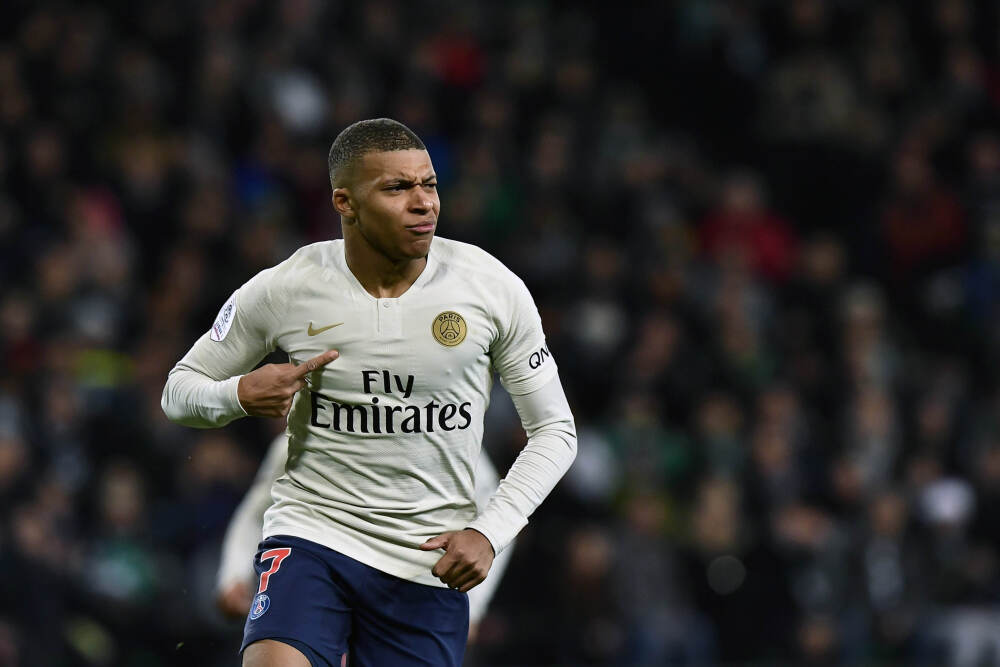 抢先测｜智能AI眼镜，会改变普通人的生活方式吗？